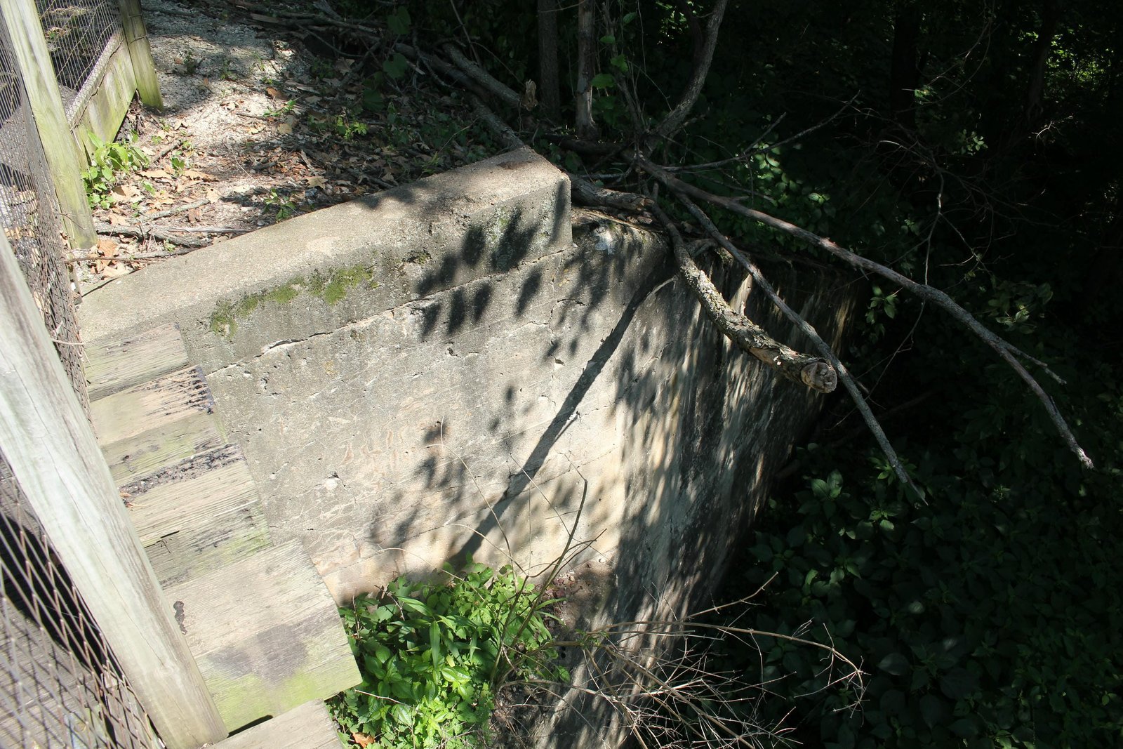 North abutment